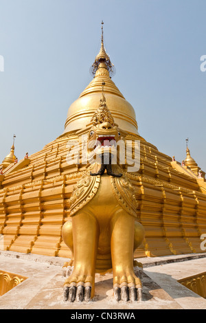 Myanmar (Burma), Mandalay division, Mandalay, Kuthodaw pagoda Stock Photo