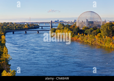 Canada, Quebec Province, Montreal, Ile Sainte Helene and the St. Lawrence River, the Biosphere and vegetation in the Autumn Stock Photo