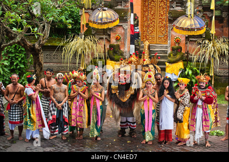 Indonesia, Bali Island, Batubulan village, Barong, Legong and Kriss dance with Sahadewa company Stock Photo