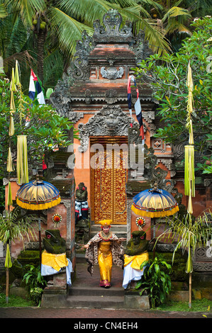 Indonesia, Bali Island, Batubulan village, Barong, Legong and Kriss dance with Sahadewa company Stock Photo