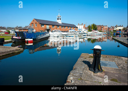 Boats moored alongside Stourport Yacht Club Wocestershire England Stock Photo