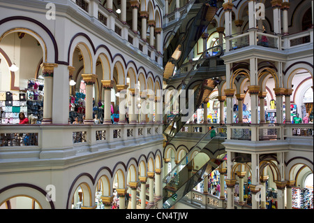 Colombia, Antioquia Department, Medellin, downtown, Villanueva District, the Antiguo Palacio Nacional (mall) Stock Photo