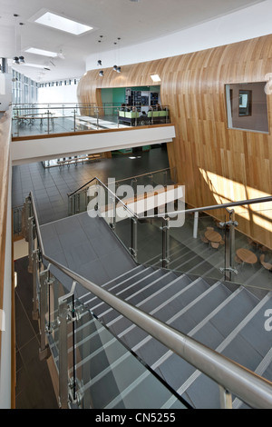 Staircase at Suffolk One Sixth Form College in Ipswich Stock Photo