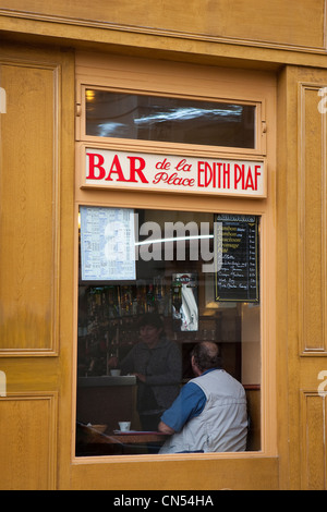 France, Paris, bar in Place Edith Piaf located on Rue de la Py Stock Photo