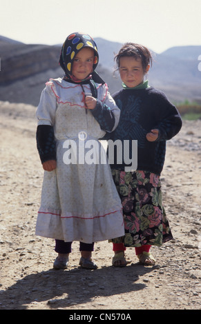 Portrait of two girls in the Moroccan Atlas Mountains, Imilchil, Morocco. Stock Photo