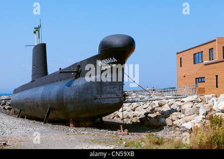 Canada, Quebec Province, Gaspe Peninsula, Pointe au Pere Maritime Historic Site, Onondaga submarine open to the visitors Stock Photo