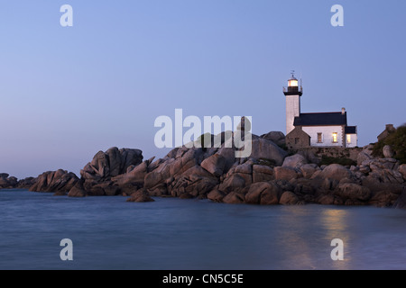 France, Finistere, Brignogan Plages, Pointe de Beg Pol, Pontusval Lighthouse Stock Photo