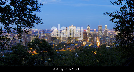 Canada, Quebec Province, Montreal, the downtown from the heights of Mount Royal in Summer Stock Photo