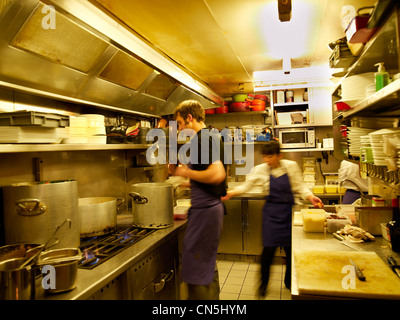 France, Paris, feature: 25 Parisian bistrots, general round of drinks Stock Photo