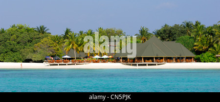 Maldives, North Male Atoll, Lankanfinolhu Island, Paradise Island Resort and Hotel, white sand beach, bar and restaurant on the Stock Photo