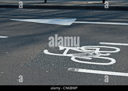 mandatory cycle lane