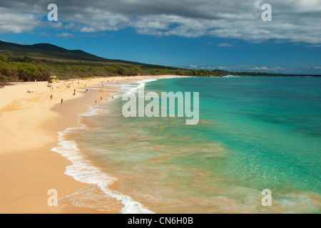 View of the big beach on maui hawaii island with azure ocean Stock Photo