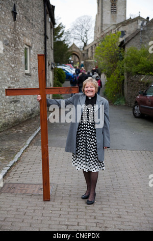 'Yvonne Callagan'  Curator at St Mary & St Alkelda Church on the Occasion of Middleham Open Stables Day, Good Friday 2012 on the 6th April at Leyburn, North Yorkshire Dales, UK Stock Photo