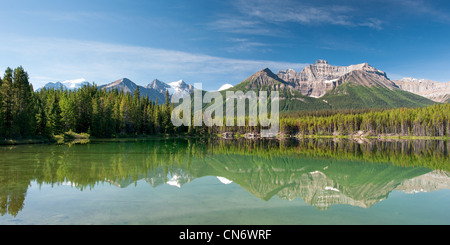 Herbert Lake in Banff national park, Kanada Stock Photo