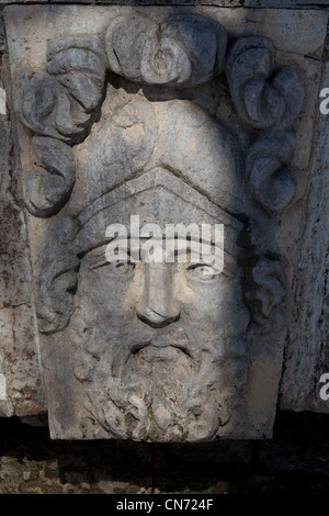 masks of Classical deities, Hanging Garden & Ramp, TSARSKOYE SELO, PUSHKIN, Saint-Petersburg Stock Photo