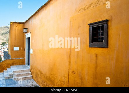 Traditional Mediterranean house- Hydra island, Greece Stock Photo
