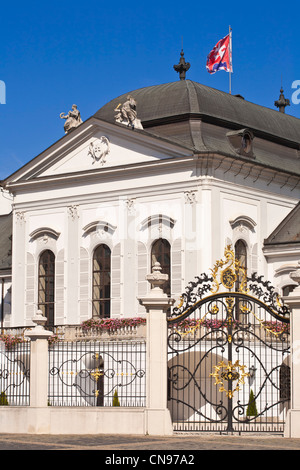 Slovakia, Bratislava, Hodzovo square, Grassalkovich palace, built in 1760 by architect Andreas Mayerhoffer for Count Anton Stock Photo