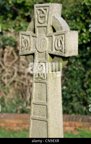 Celtic cross at St Leonard's church Stock Photo