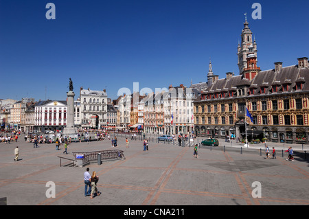 France, Nord, Lille, Place du General de Gaulle or Grand Place with the statue of the goddess on his column and the belfry and Stock Photo