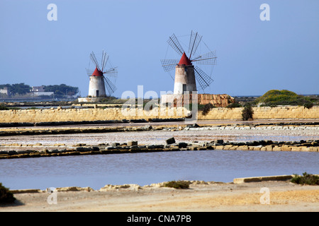 Windmills in the Marsala Salt Pans, Sicily, Italy Stock Photo