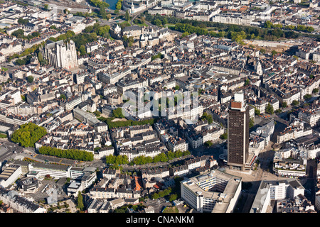 France, Loire-Atlantique, Nantes, Brittany tower (144 m) and Nantes down town (aerial photography) Stock Photo