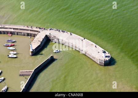 France, Loire-Atlantique, Saint-Michel-Chef-Chef, Comberge harbour (aerial photography) Stock Photo