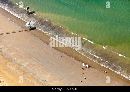 France, Loire-Atlantique, Saint-Michel-Chef-Chef, fishery on Redois beach(aerial photography) Stock Photo