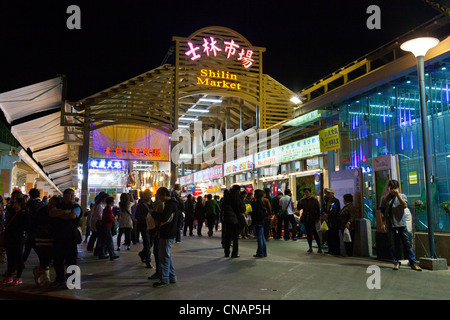 Entrance to Shilin Night Market Taipei Taiwan. JMH5977 Stock Photo