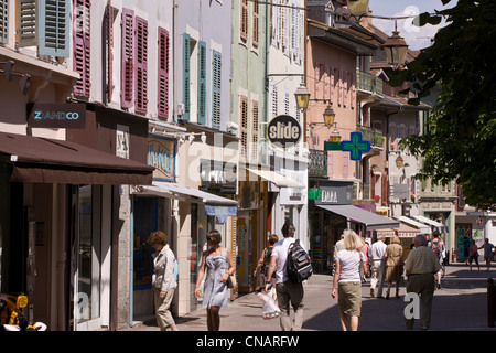 France, Haute Savoie, Le Chablais, Thonon les Bains, downtown Stock Photo