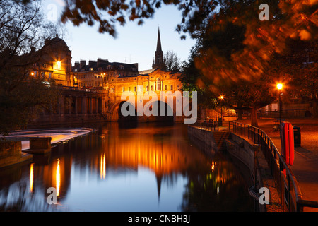 Pulteney Bridge Illuminated at Dusk. Bath. Somerset. England. UK. Stock Photo