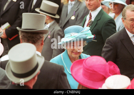 Queen Elisabeth II arriving at the Epsom Downs horse race track Stock Photo