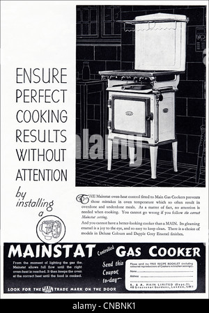 Original double page 1930s consumer magazine advertisement advertising the MAINSTAT GAS COOKER Stock Photo