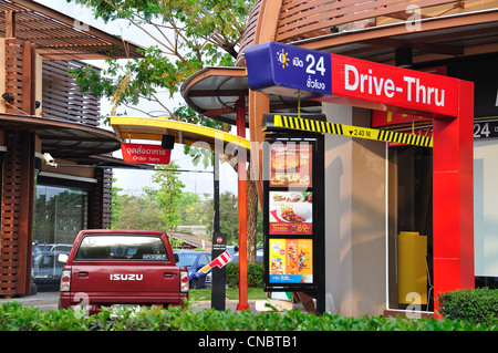 McDonald's Drive-Thru restaurant in Udtown open air shopping centre, Tong Yai Road, Udon Thani, Udon Thani Province, Thailand Stock Photo