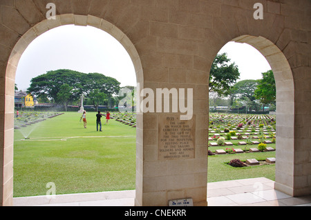 Kanchanaburi (Don-Rak) War Cemetery, Saeng Chuto Road, Kanchanaburi, Kanchanaburi Province, Thailand Stock Photo