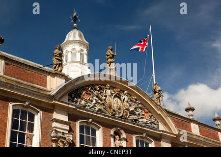 UK, England, Worcestershire, Worcester, High Street, Guildhall royal coat of arms on facade Stock Photo