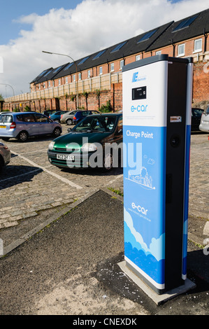 Electric car charging station run by Northern Ireland Electricity Stock Photo