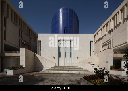 dome of mosque, King Faisal Foundation for Research and Islamic Studies, Riyadh, Saudi Arabia Stock Photo