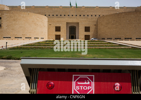 vehicle crash barrier, Ministry of Foreign Affairs, Riyadh, Saudi Arabia Stock Photo