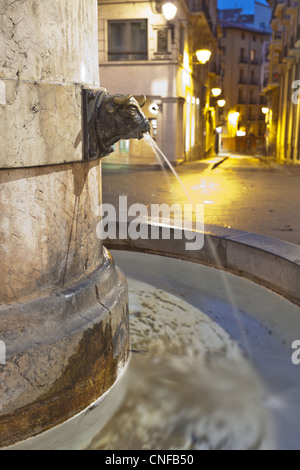 Monumento de El Torico en la plaza de El Torico Teruel, Spain Stock Photo