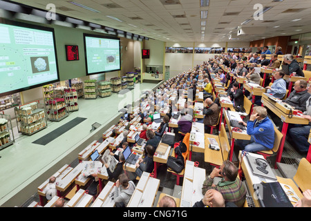 Holland, Aalsmeer, Aalsmeer flower auction, the Dutch Bloemenveiling Aalsmeer. In the auction house. Stock Photo