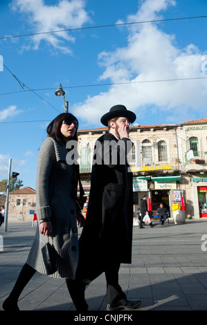 Middle East Israel Jerusalem Yafo near Mehane Yehuda a Jewish couples walks together Stock Photo