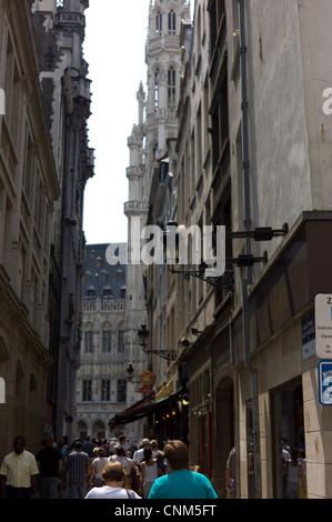 Narrow street leading to the Grand Place in Brussels, Belgium Stock Photo