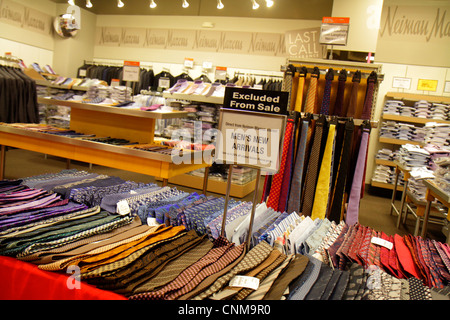 Neiman marcus upscale hi-res stock photography and images - Alamy