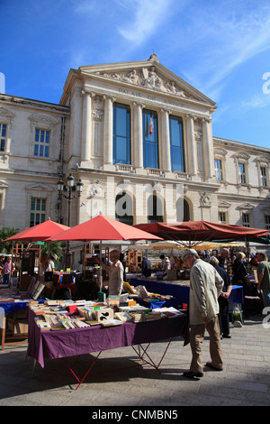Book Market, Palais de Justice, Old Town, Nice, Alpes Maritimes, Provence, Cote d'Azur, French Riviera, France, Europe Stock Photo