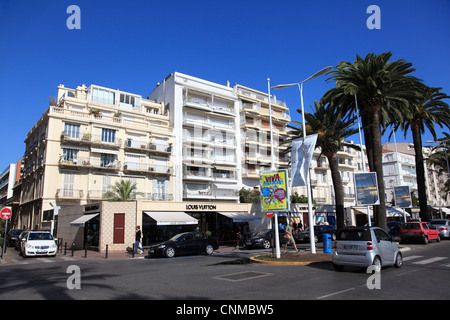 Boulevard de la Croisette, La Croisette, Cannes, Alpes Maritimes, Provence, Cote d'Azur, France, Europe Stock Photo