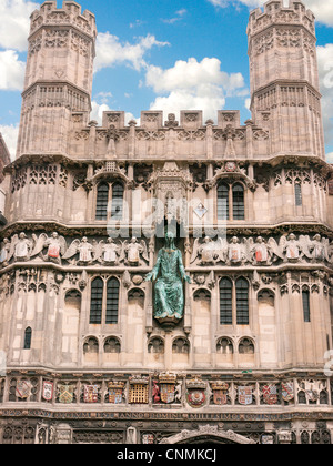 The twin frontal towers of Canterbury Cathedral, built by St. Augustine and where St Thomas Becket was murdered Stock Photo