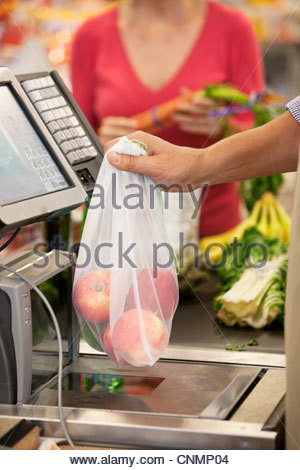cashier ringing