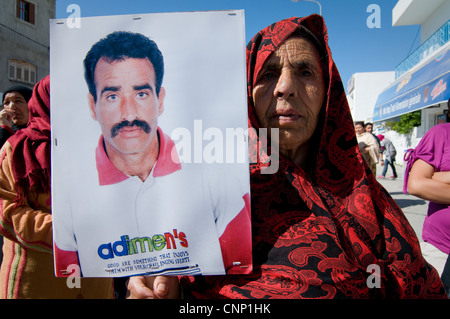 Tunisia, Tunis: Women and men mourning their sons who died during the Arab Spring, they call them martyrs. April 2011. Stock Photo
