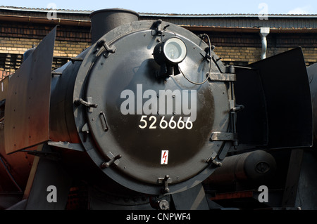 Steam locomotive 