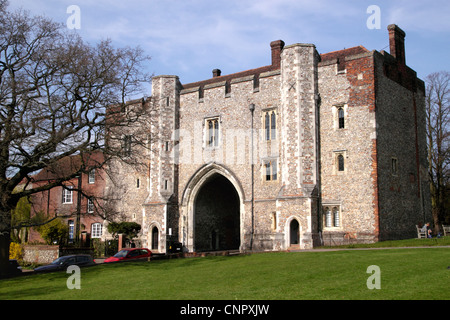 Abbey Gateway St Albans Hertfordshire Stock Photo